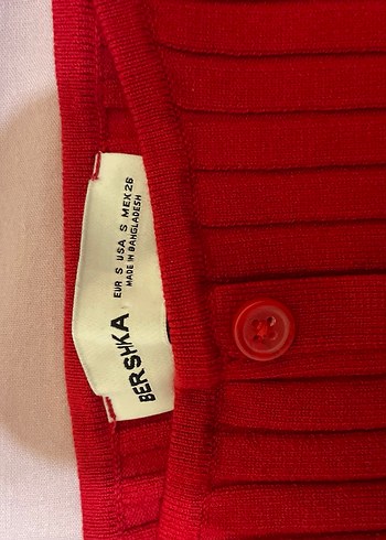 Düğmeli Kırmızı Uzun Kollu Crop Top - Görsel 5