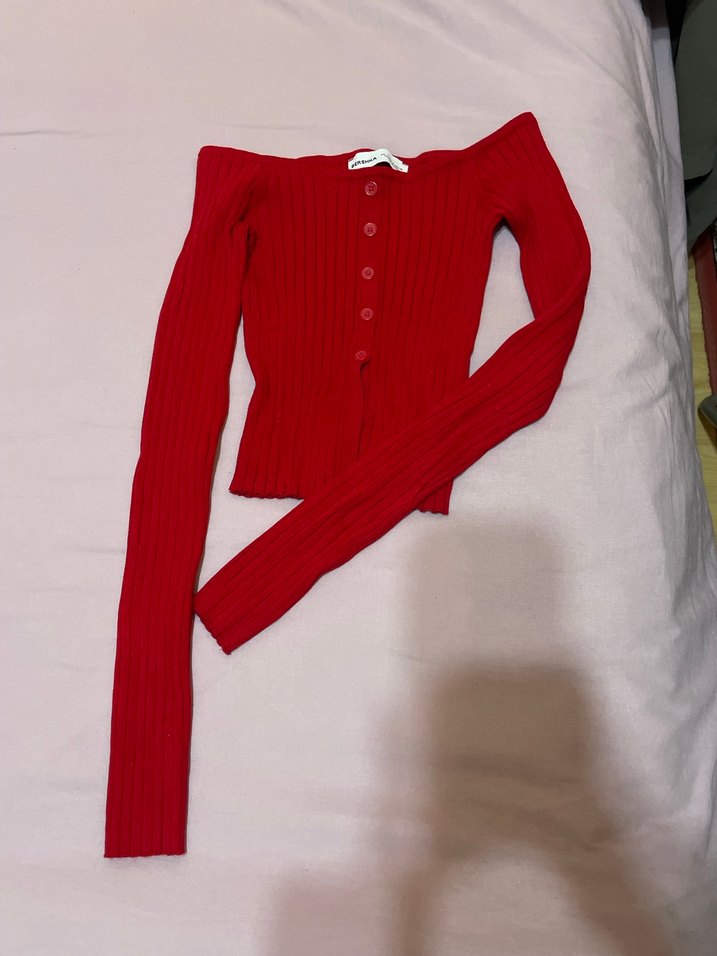 Düğmeli Kırmızı Uzun Kollu Crop Top - Görsel 3