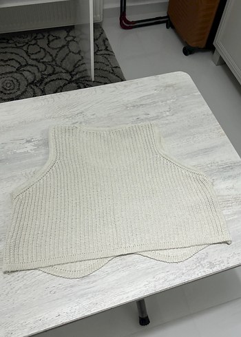 Beyaz Triko Kolsuz Mini Süveter - Görsel 3