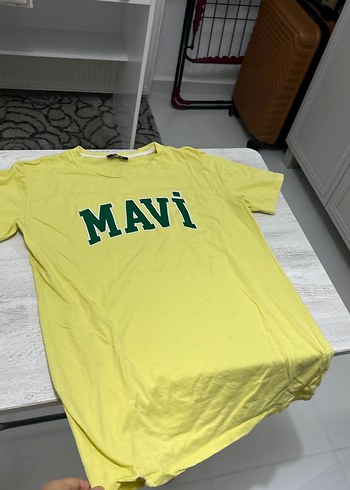 Sarı Kısa Kollu MAVİ Baskılı Tişört - Görsel 2