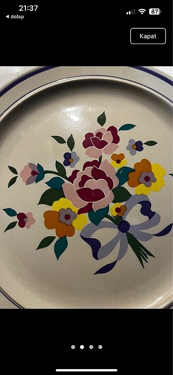 Diğer 6 adet porselen servis tabağı