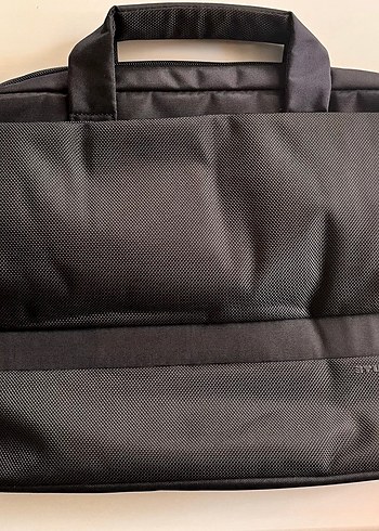 Tucano Sik Ve Pratik Lacivert Laptop Cantasi