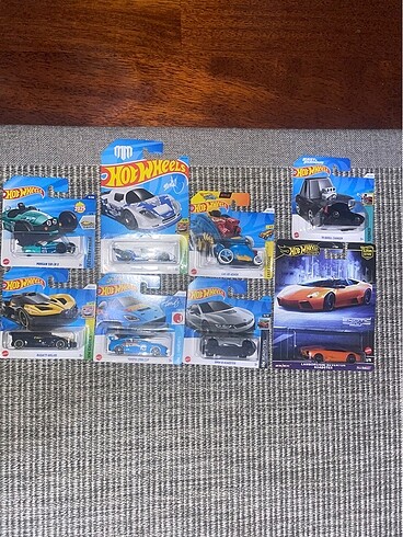 Hot wheels tekli araba