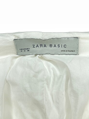 m Beden beyaz Renk Zara Ceket %70 İndirimli.