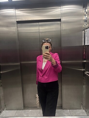 Pembe kısa ceket