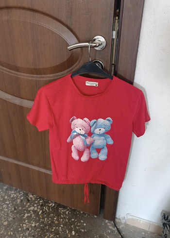 Kısa Kollu Kırmızı Baskılı Kız Tişörtü - Görsel 2