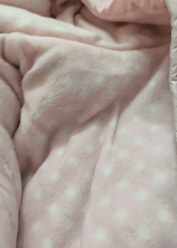 Pembe Bebek Kız Tulumu Fırfırlı Kapüşonlu - Görsel 3