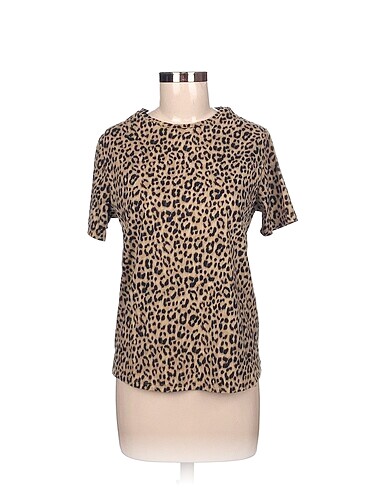 Mango T-shirt %70 İndirimli.