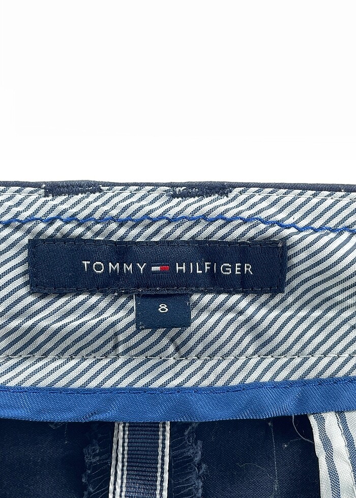 Tommy Hilfiger Bermuda / Kapri %70 İndirimli. - Görsel 4
