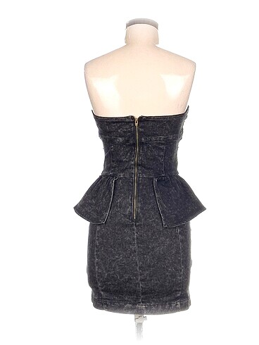 l Beden Pull and Bear Mini Elbise %70 İndirimli.