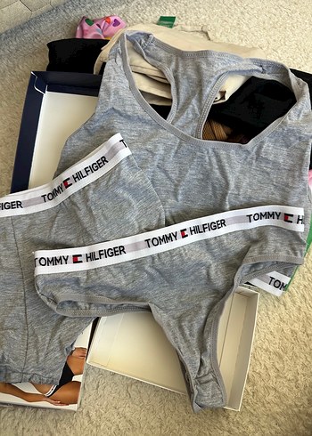 Tommy Hilfiger ürünü