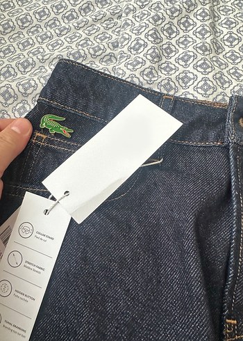 Lacoste Koyu Mavi Denim Jean