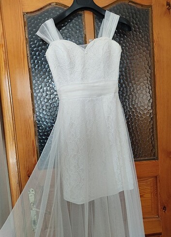 Beyaz elbise hem mini hem uzun ( nikah, düğün vs)