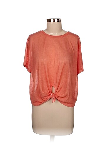 Koton T-shirt %70 İndirimli.