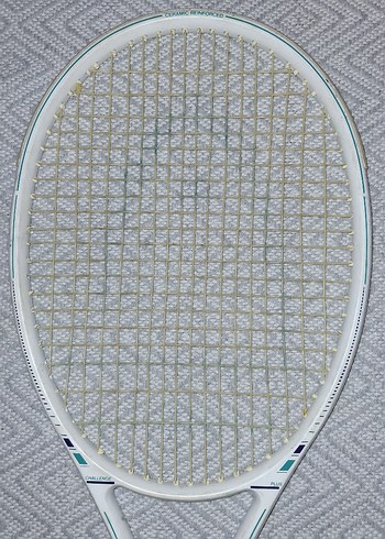 Beyaz ve Siyah Tenis Raketi Seti - Görsel 4