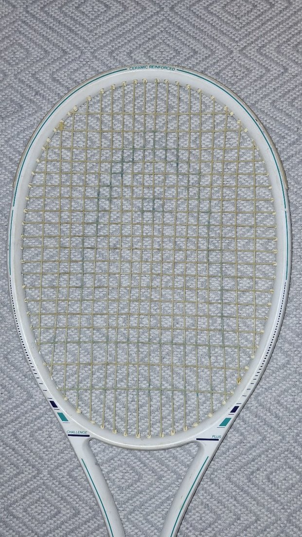 Beyaz ve Siyah Tenis Raketi Seti - Görsel 4