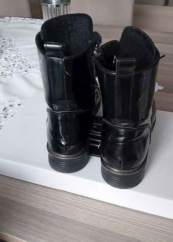 Siyah Rugan Bot - Görsel 6