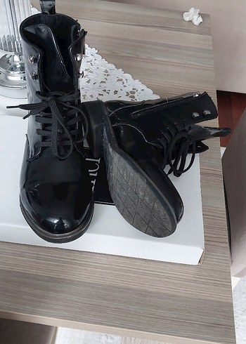 Siyah Rugan Bot - Görsel 8