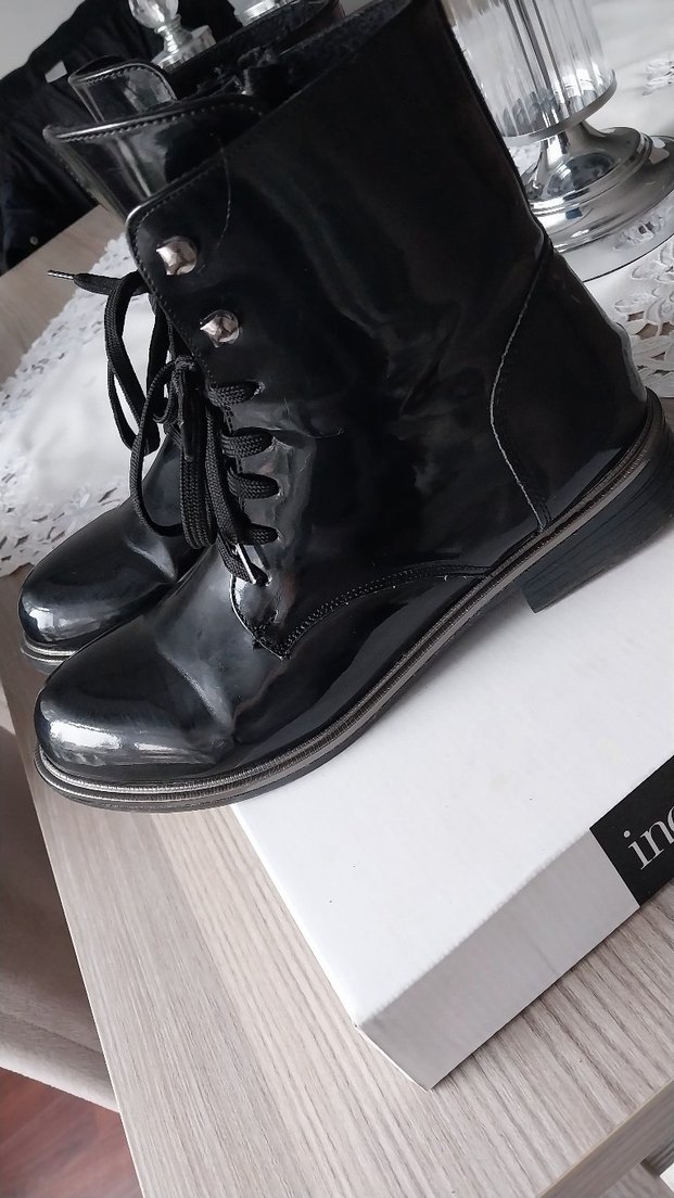 Siyah Rugan Bot - Görsel 2