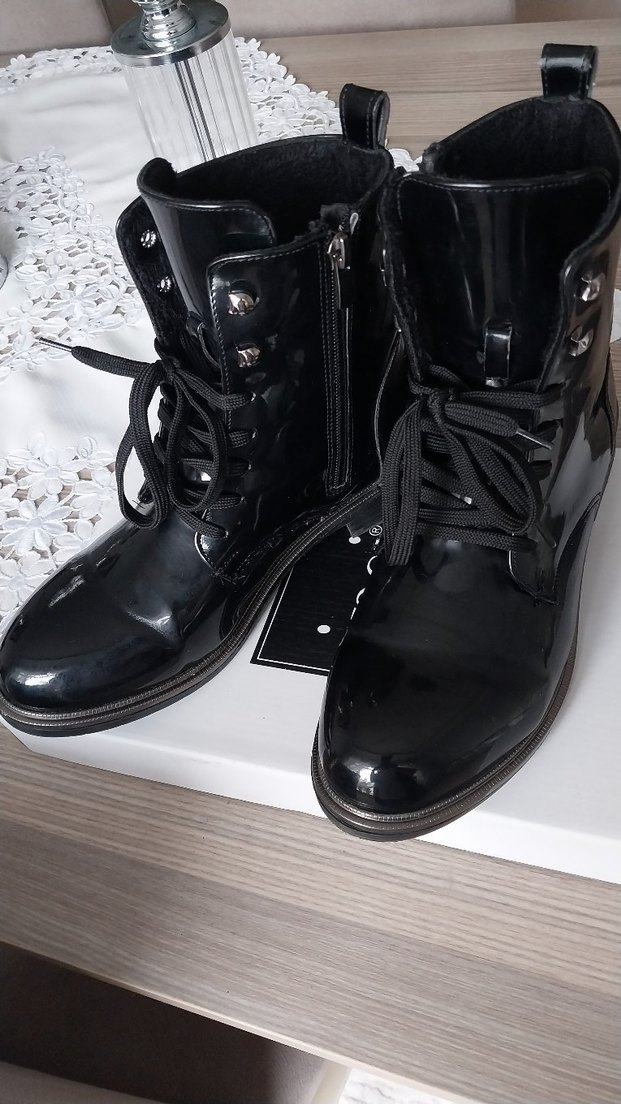 Siyah Rugan Bot - Görsel 4