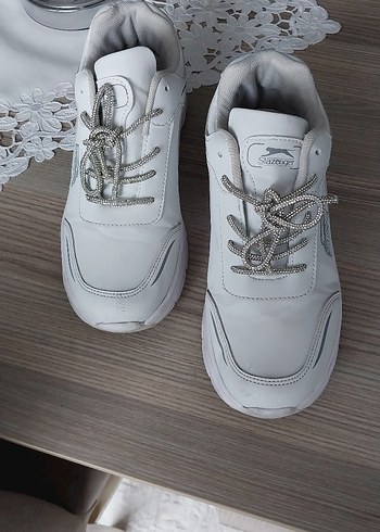 Beyaz Kadın Spor Ayakkabı - Görsel 3