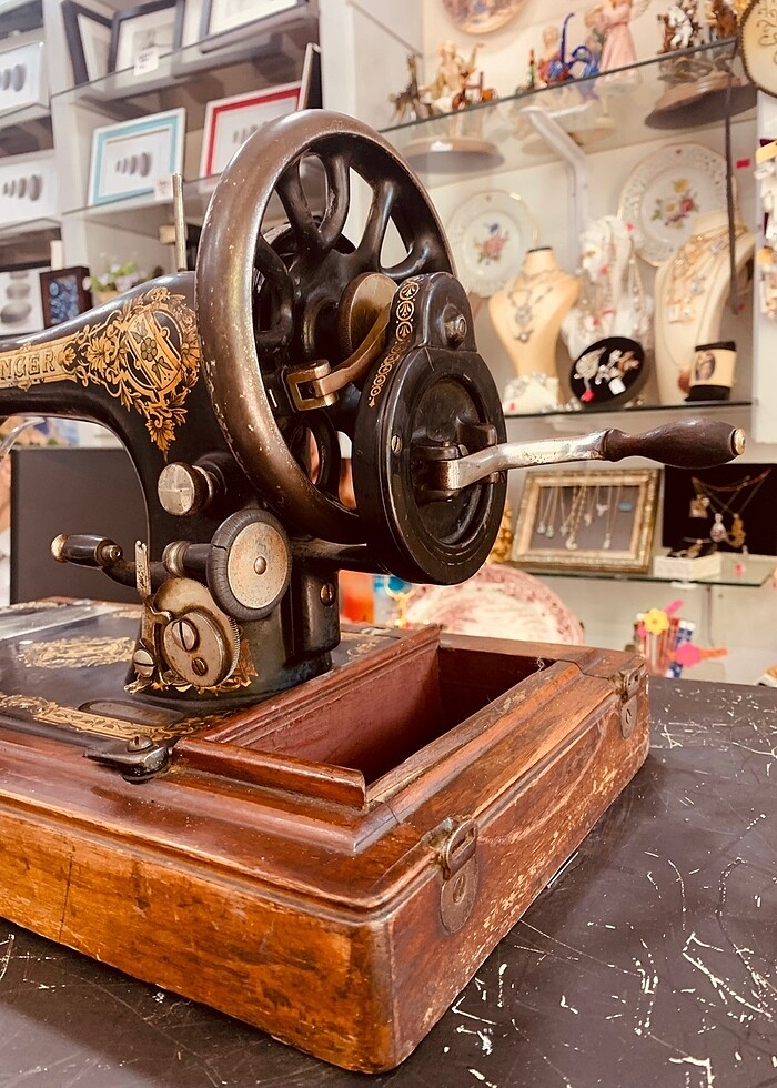 ANTİKA SİNGER DİKİŞ MAKİNASI - Görsel 2