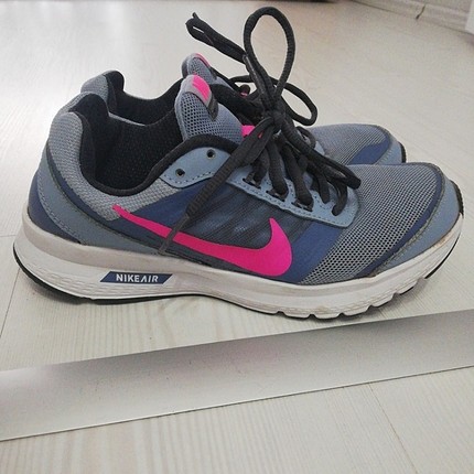 Nike air