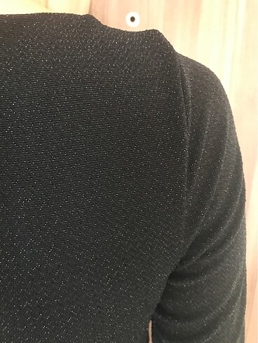 38 Beden Siyah simli esnek kumaş aksesuar,dekolte detaylı mini elbise