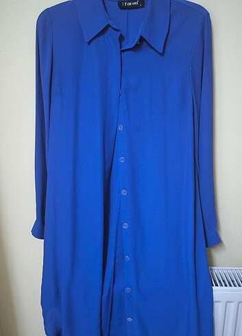 Canlı Mavi Tunik