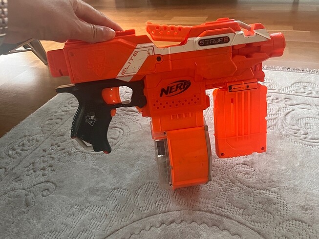  2 şekilde kullanılan Nerf