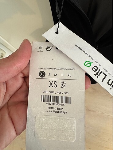xs Beden Bershka elbise