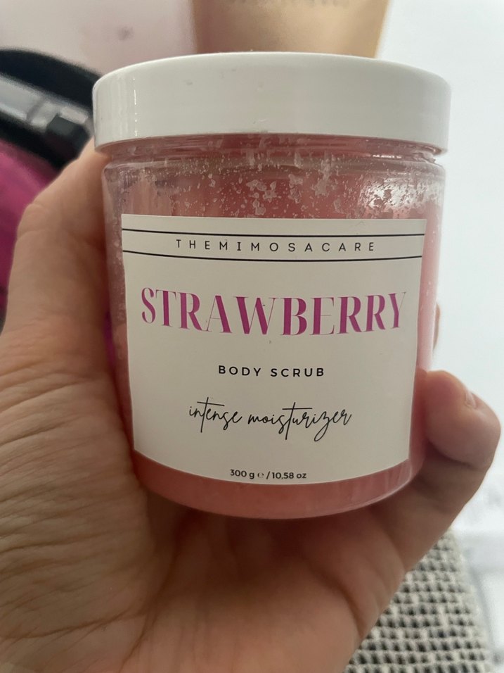 Çilek Aromalı Vücut Peelingi - Görsel 2