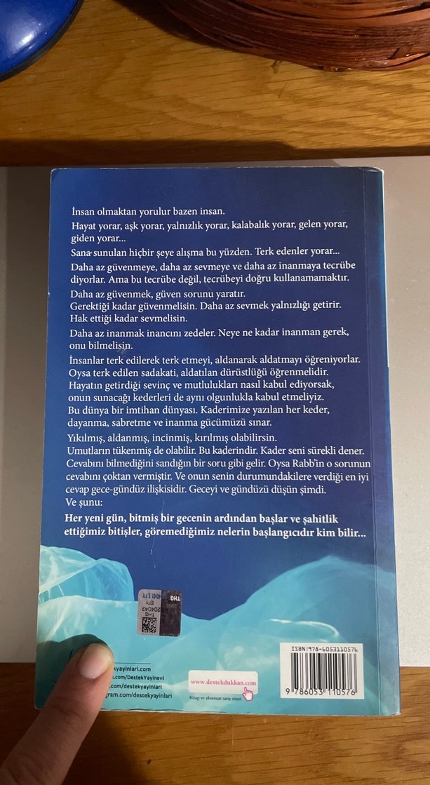 Aşkla Kal - Kahraman Tazeoğlu İlk Baskı - Görsel 2