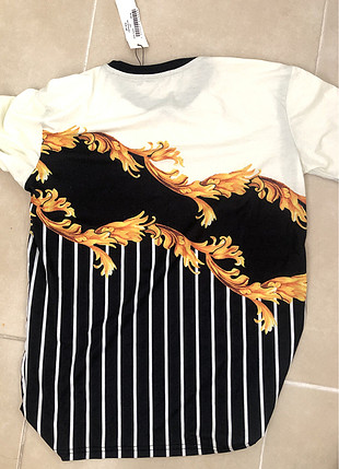 Versace Tshirt..