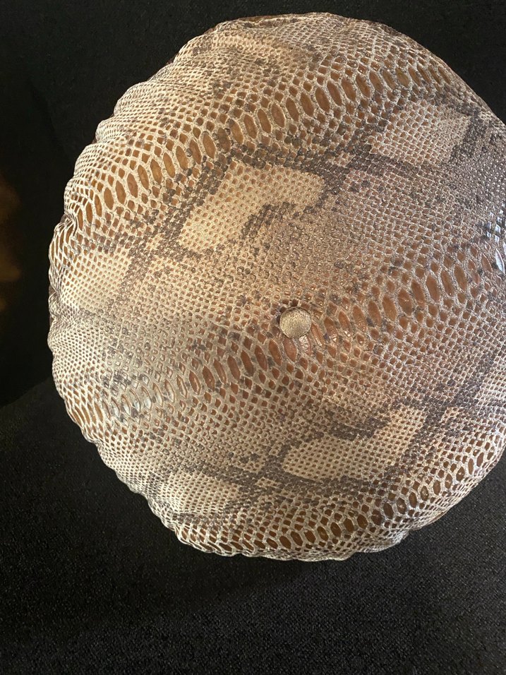 Kadife ve deri  Yuvarlak Yastık - Görsel 4