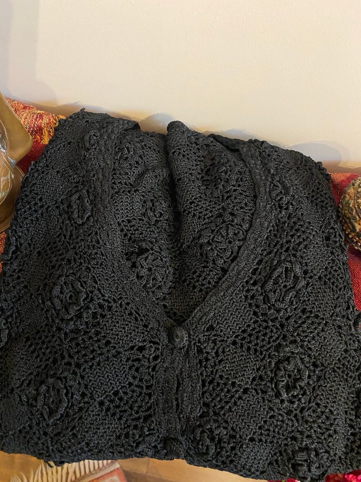 Dantel Detaylı Siyah Uzun Kollu Hırka - Görsel 3