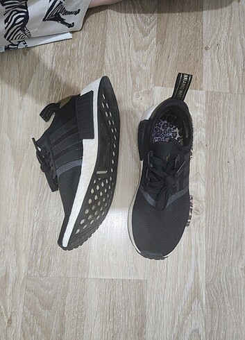 37 Beden Nmd leopar