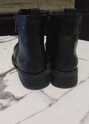 Siyah Fermuarlı bot - Görsel 5