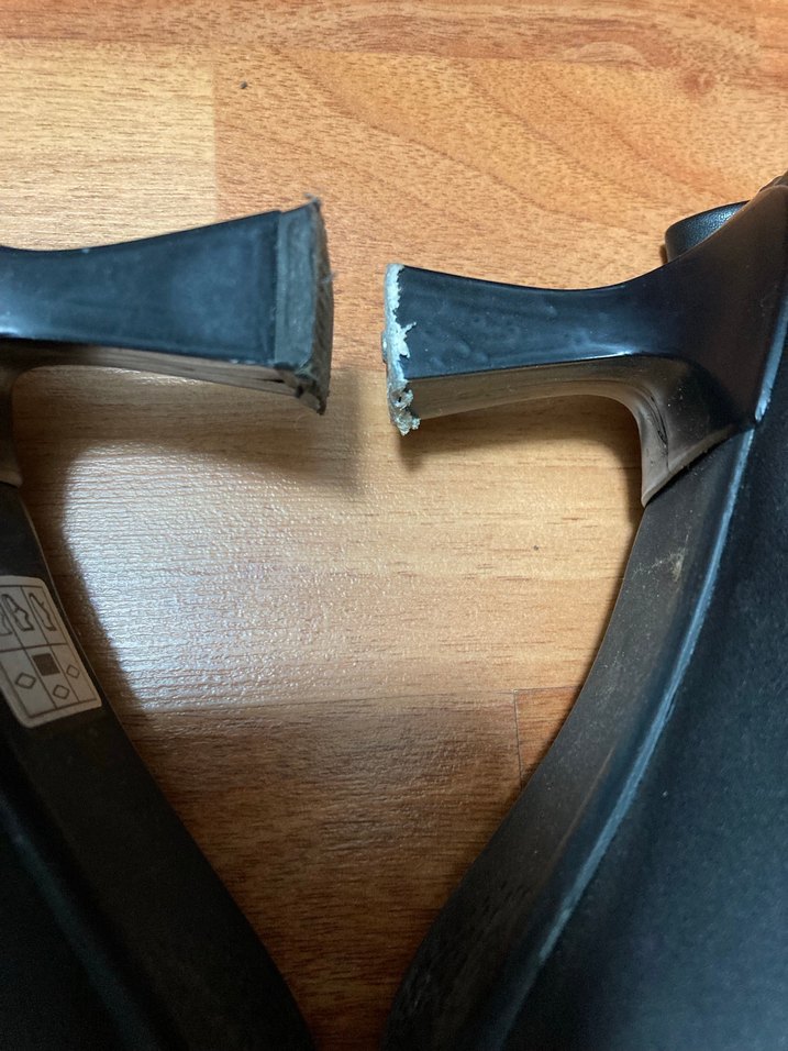 Siyah İnce Topuklu Kadın Çizme - Görsel 4