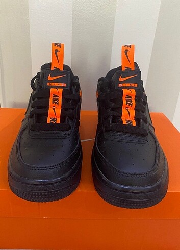 36 Beden siyah Renk Orijinal Nike AİR FORCE 36'5 no 