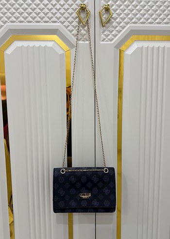 Zincir Detaylı Kadın Çanta - Görsel 3