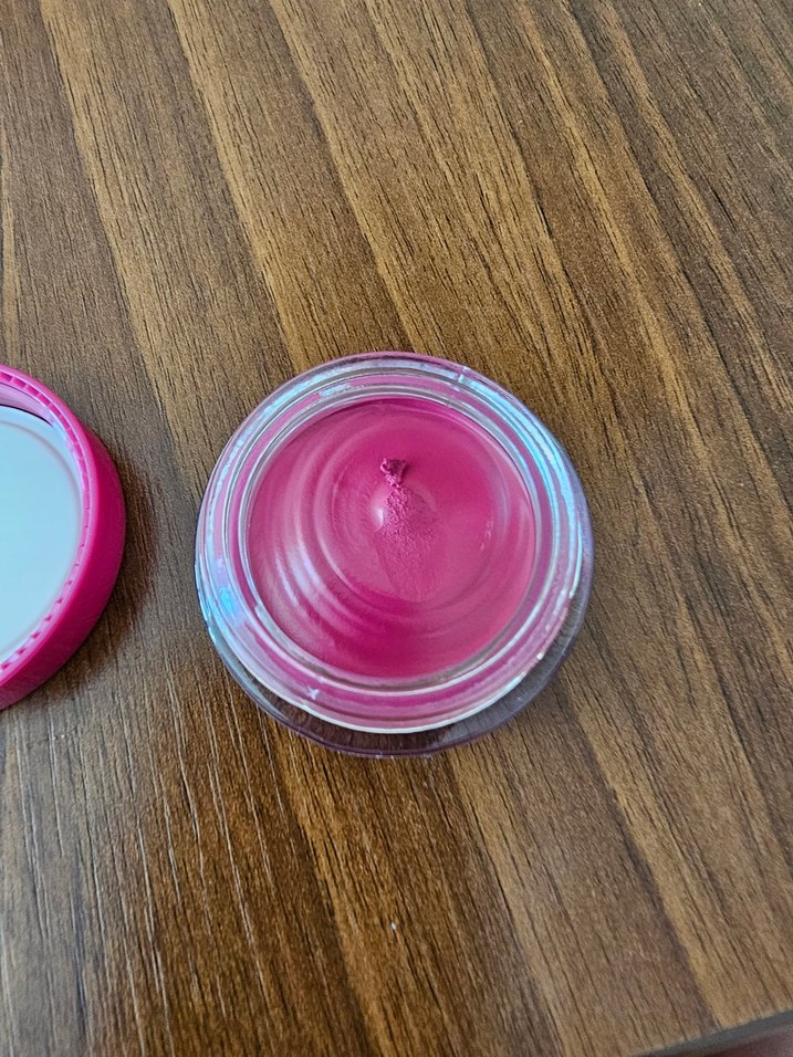 Pastel Pembe Makyaj Ürünleri Seti - Görsel 3