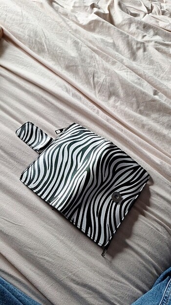 Diğer zebra desenli orta boy cüzdan