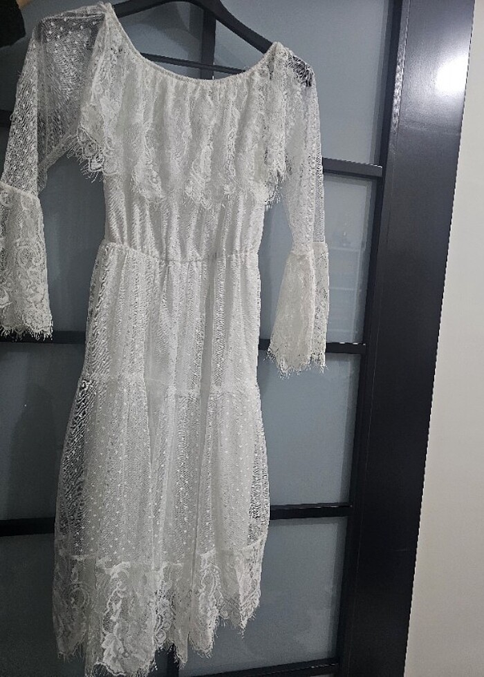 Omuz dekolteli s Beden dış çekim elbisesi - Görsel 2