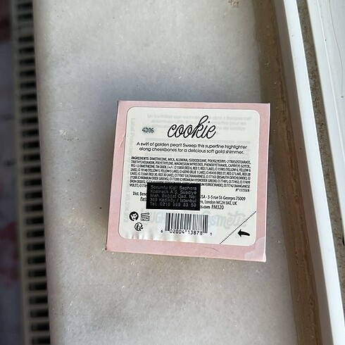  Beden Benefit Cookie Highlighter