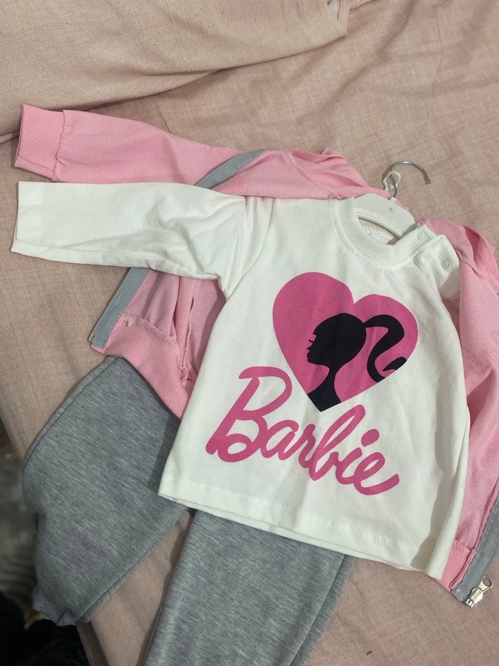 Barbie Baskılı Kız Çocuk Eşofman Takımı - Görsel 2