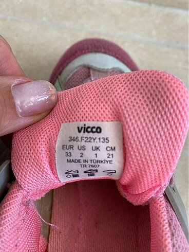33 Beden Kız çocuk spor ayakkabı vicco
