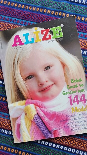 Alize çocul el örgü dergisi.