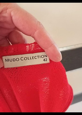 Kırmızı V Yaka Triko Kadın Atlet - Görsel 3