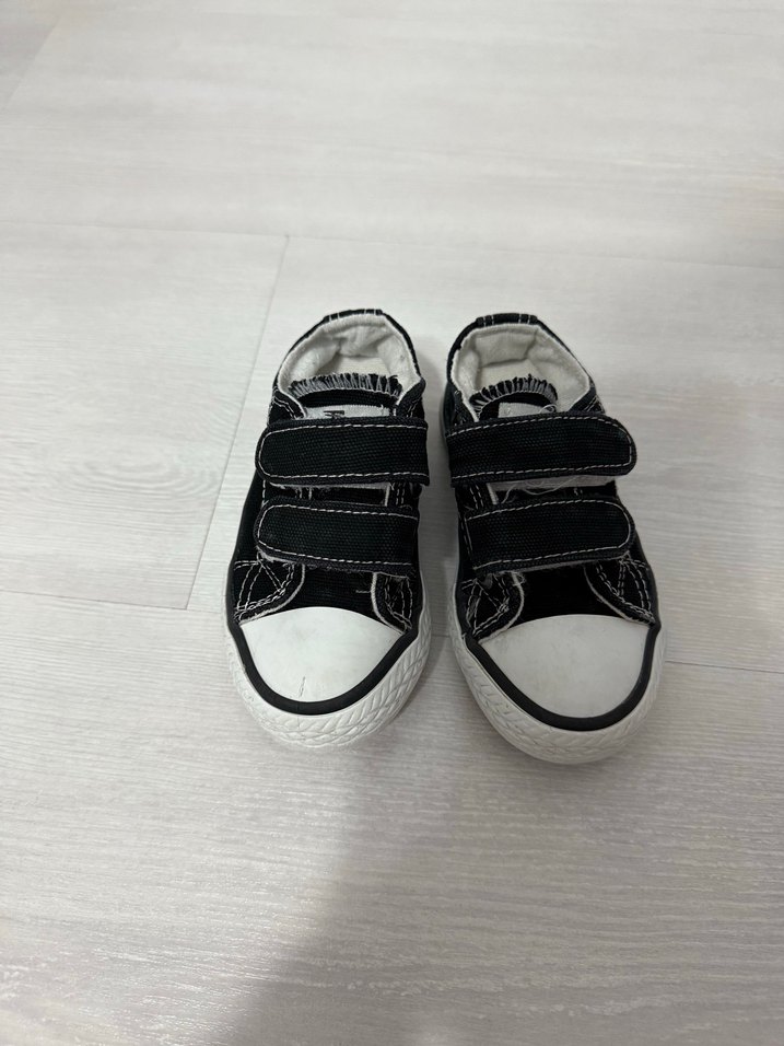 Erkek Çocuk Siyah Cırt Cırtlı Spor Ayakkabı - Görsel 2